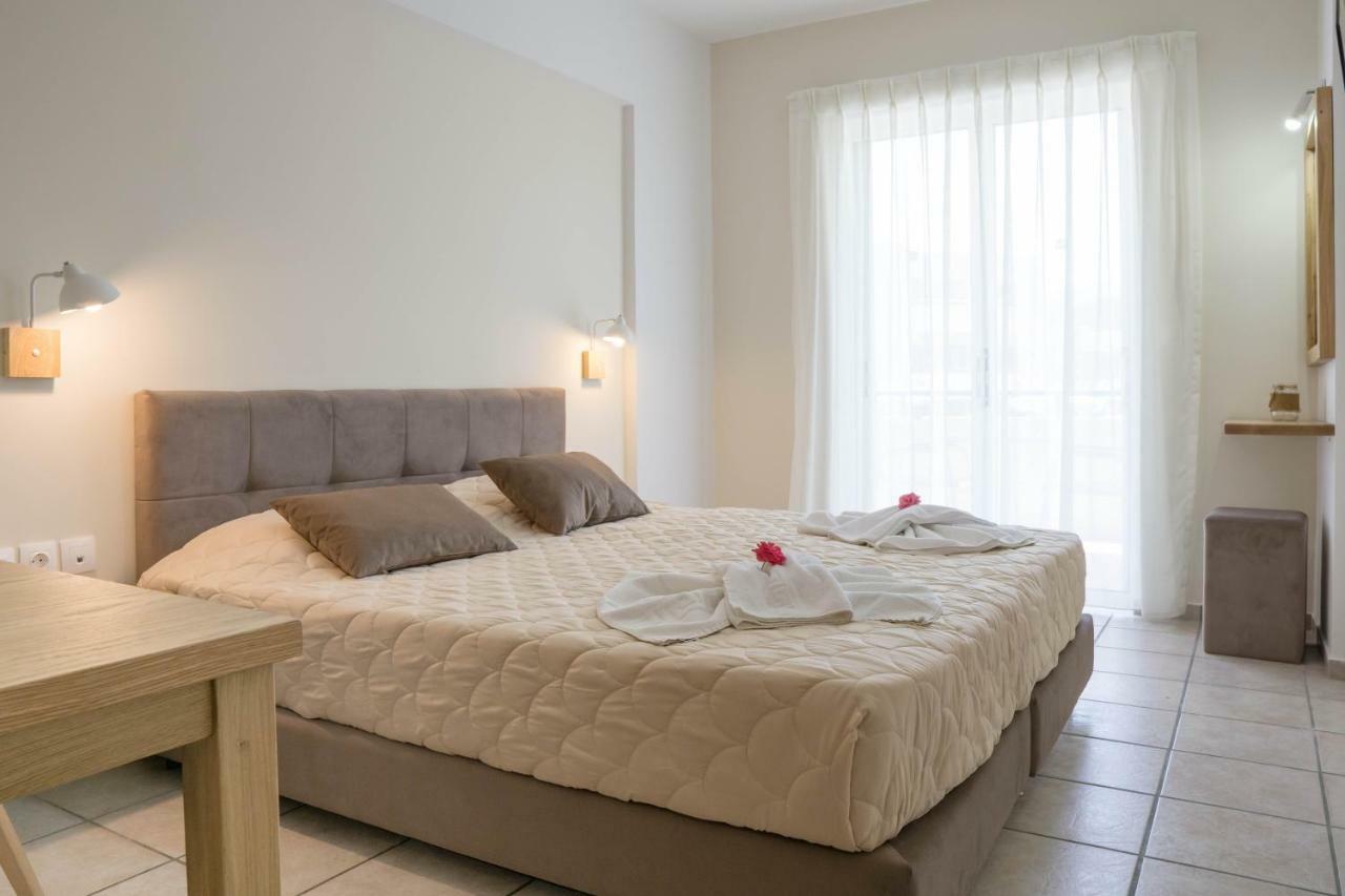 Pinelopi Hotel Platanias Esterno foto